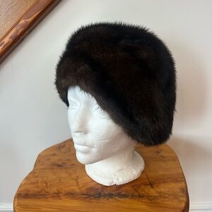 Elegant Vintage Dark Brown Fur Hat❤️S